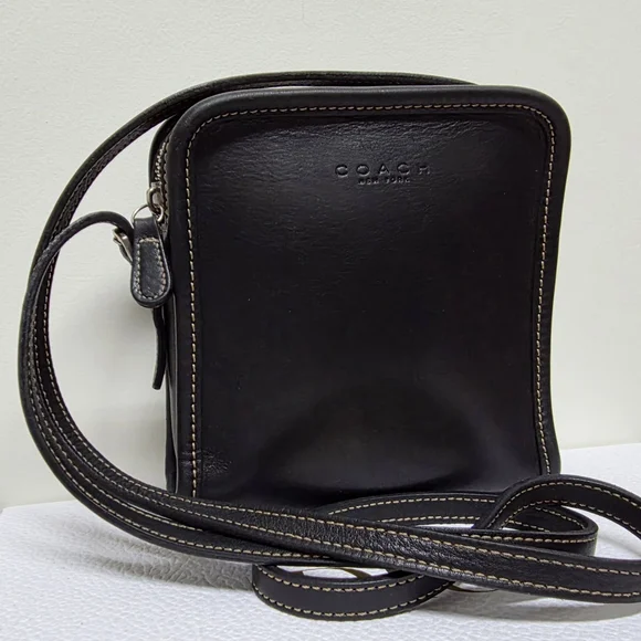 COACH Bellini Leather Crossbody Mini Camera Bag G9D 9139 VINTAGE COLLECTIBLE